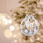 Glob personalizat cu nume, din lemn, model 1