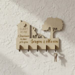 Suport chei tip căsuță cu familie și pisici - imagine 4